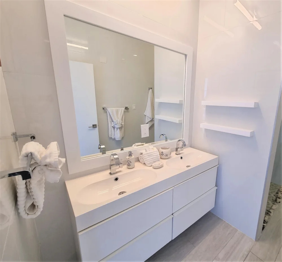 Lighthouse Point Residences