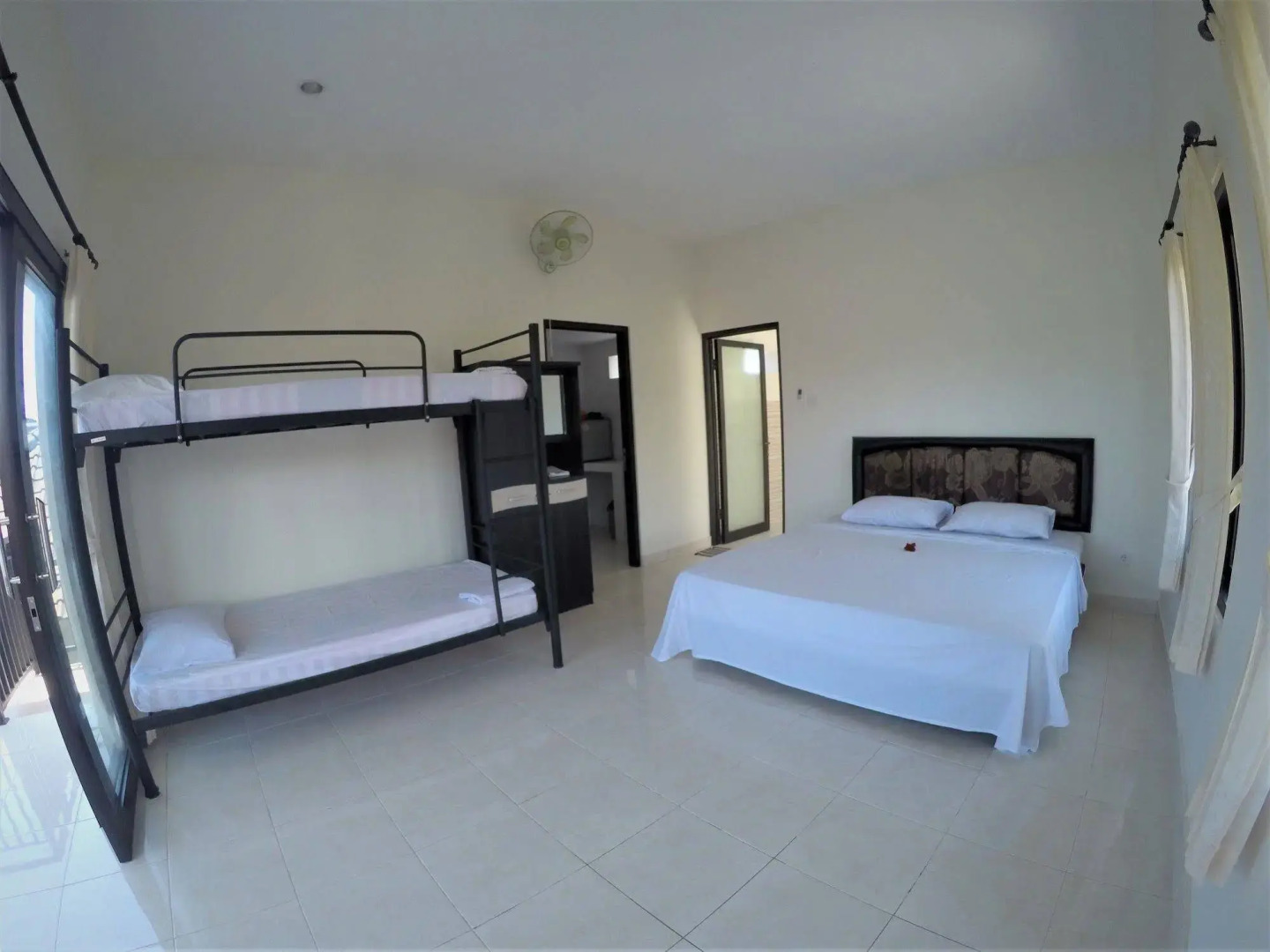 Bali Fab Dive Center - Hostel