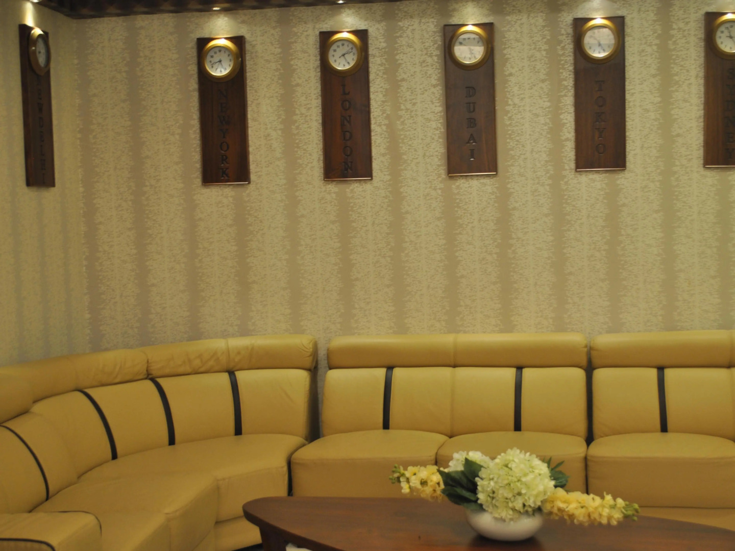 Hotel Holiday Resort