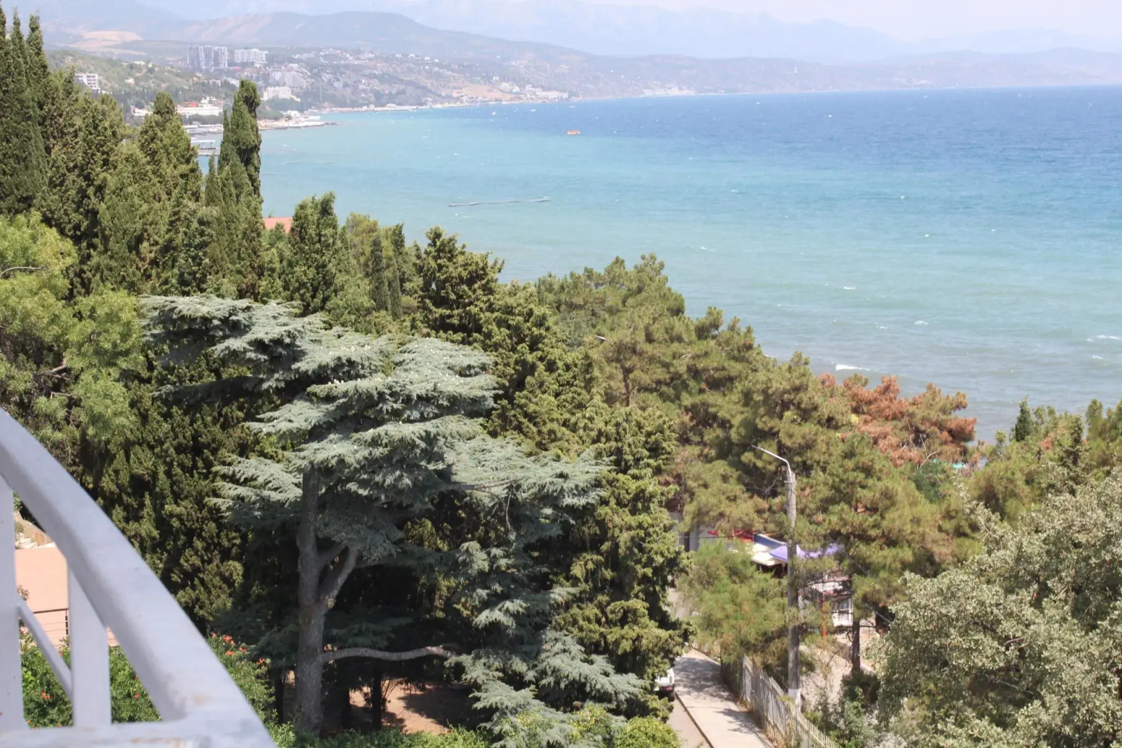 Ласковый берег