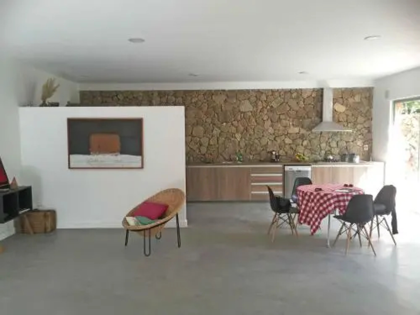 Neutra Guesthouse
