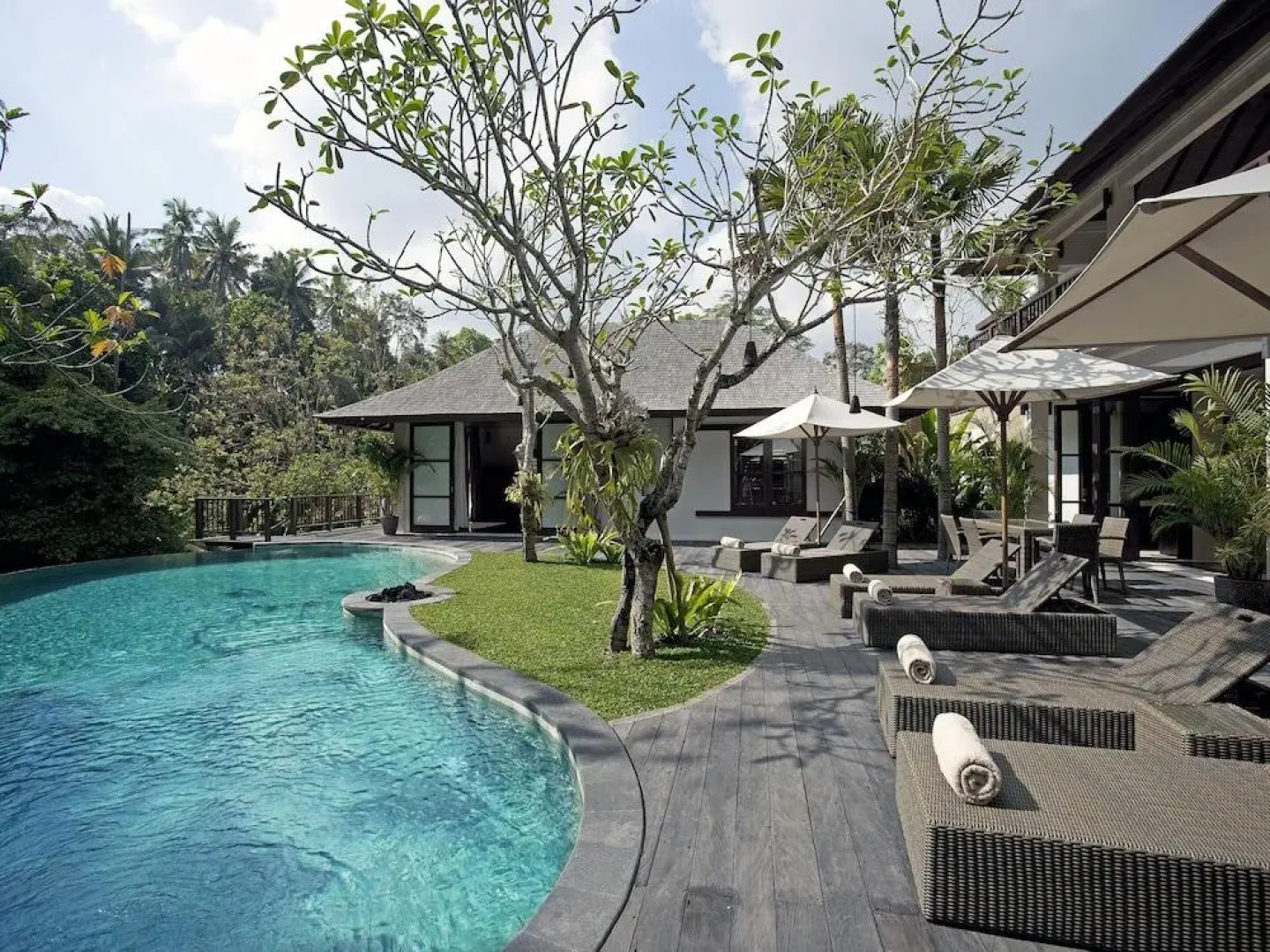 Villa Iskandar