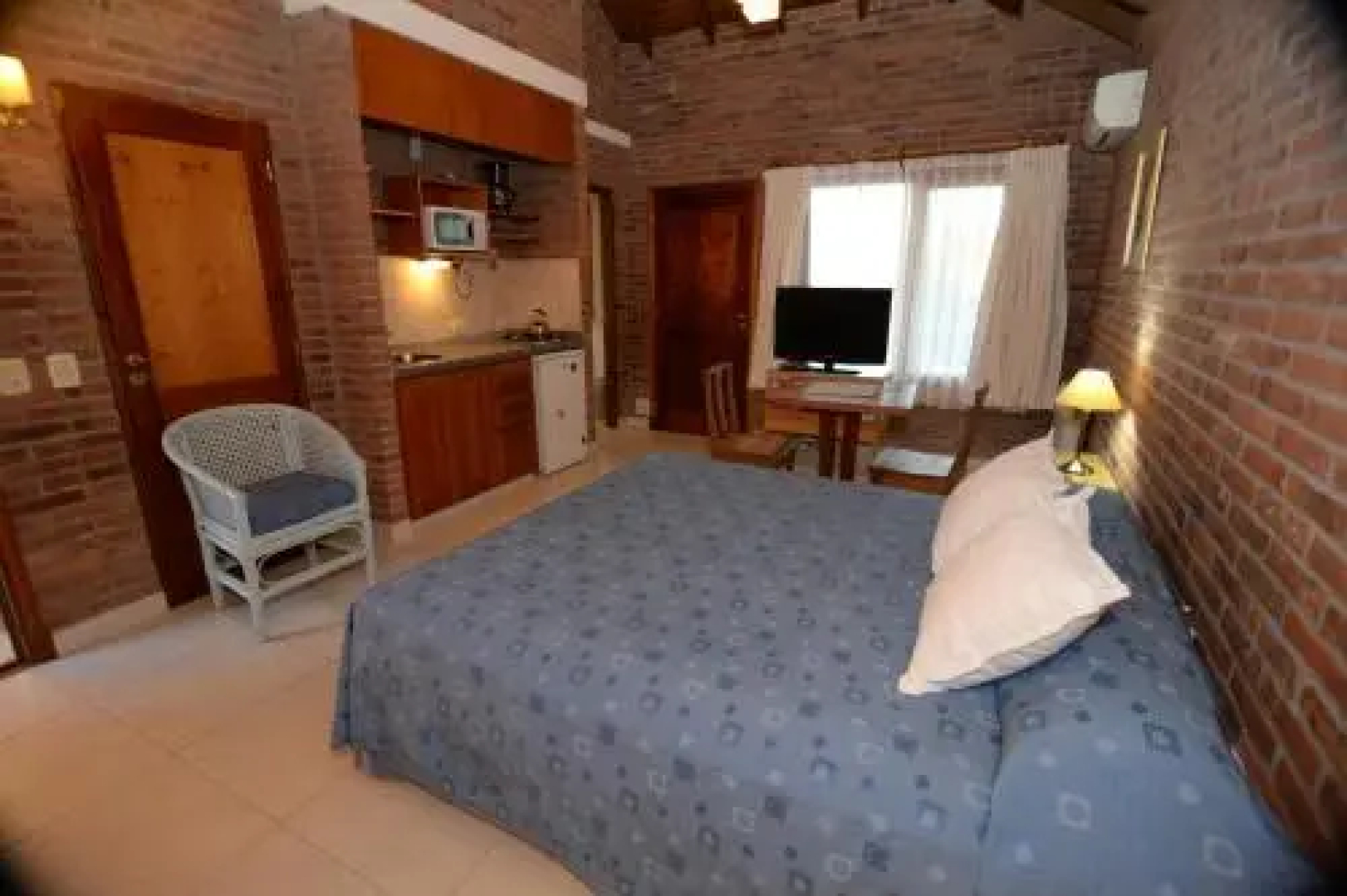 Aitue Apart Hotel & Spa