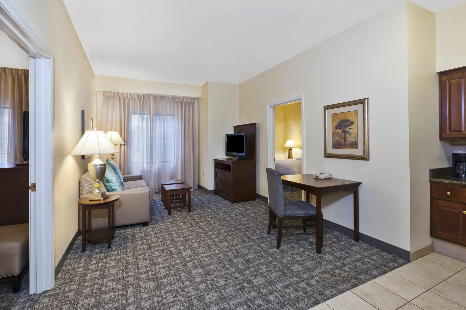 Staybridge Suites Lansing - Okemos by IHG