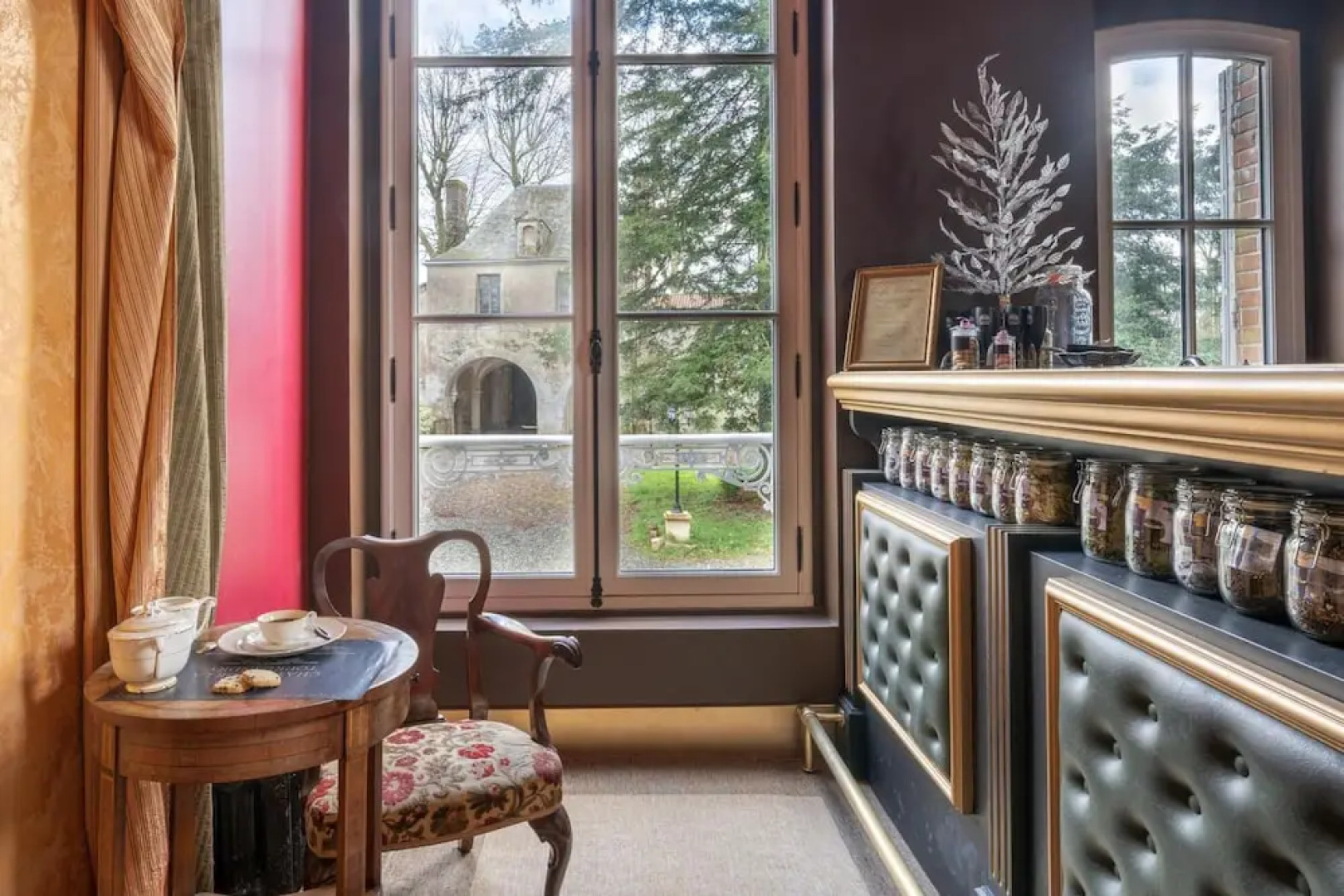 Le Chateau De La Tourlandry