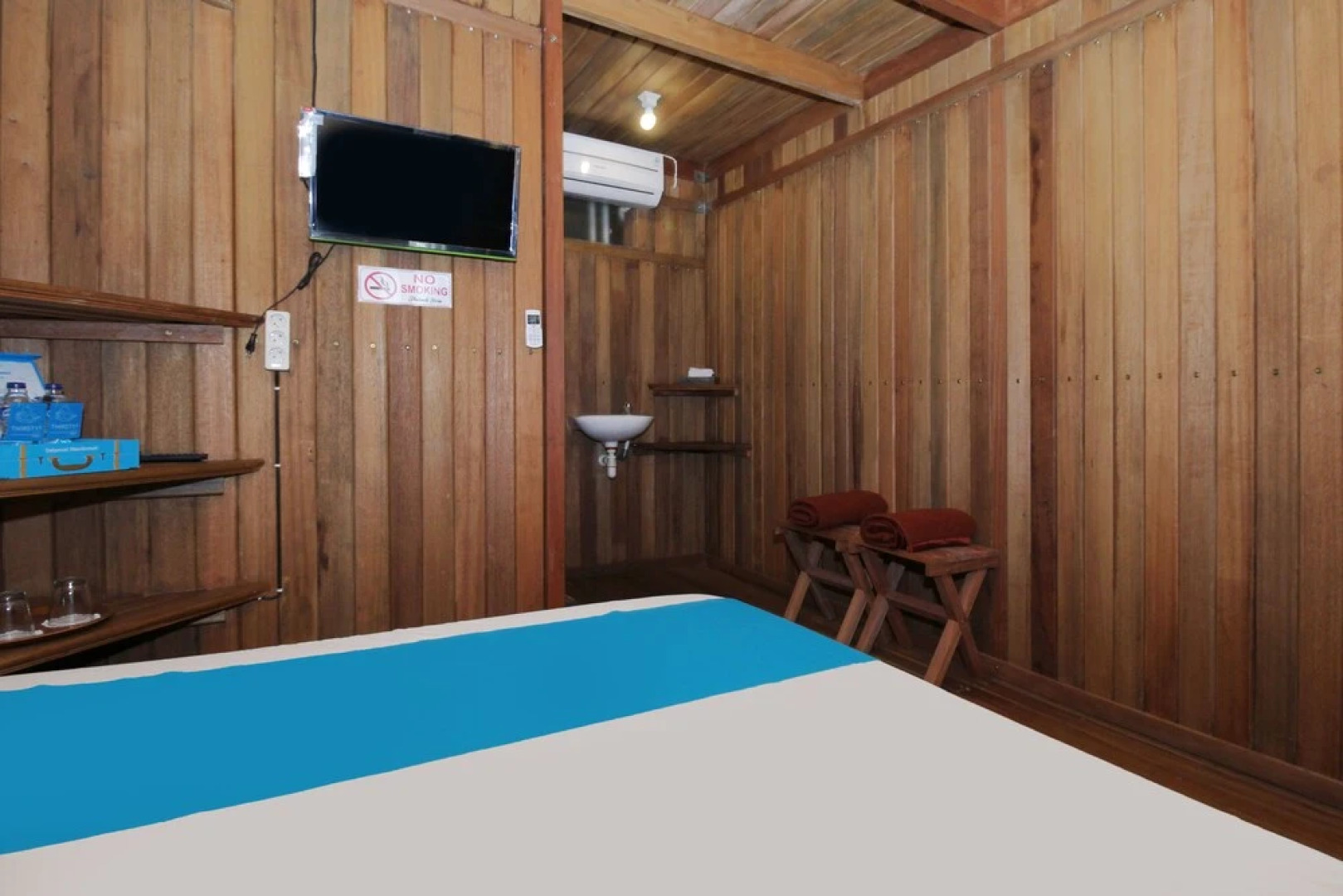 Airy Bangunharjo Parangtritis KM 4 Desa Saman Dua Yogyakarta