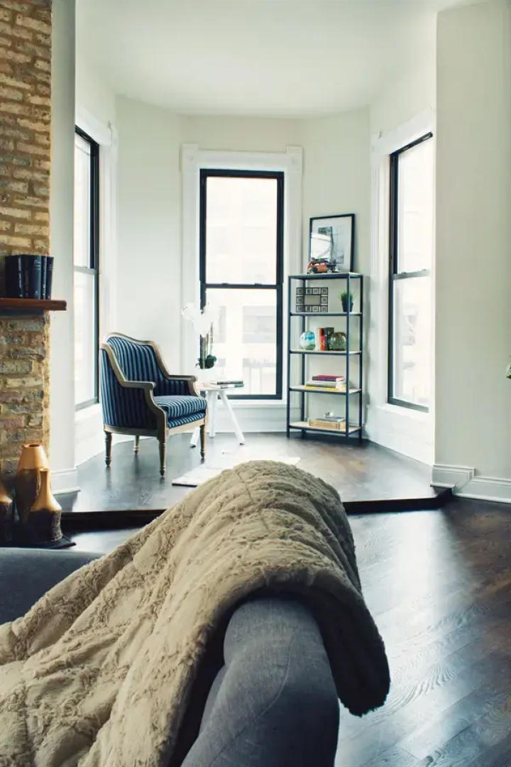 Architectural 2Br in Lincoln Park by Sonder