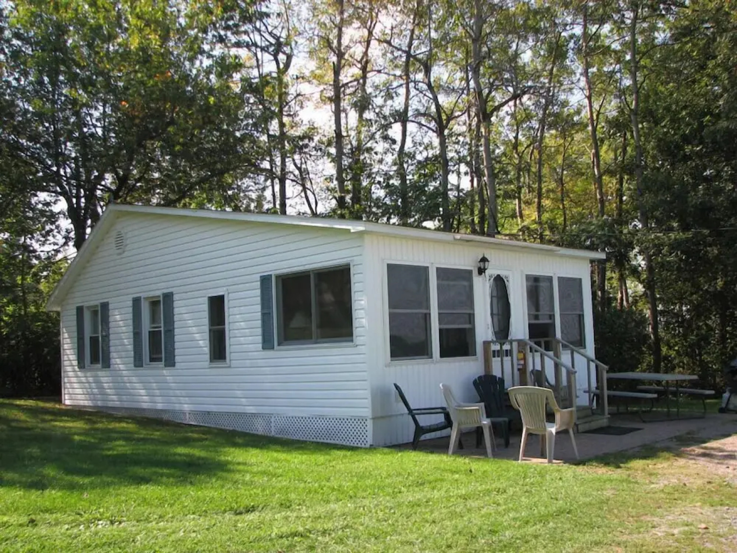 West Winds Motel & Cottages
