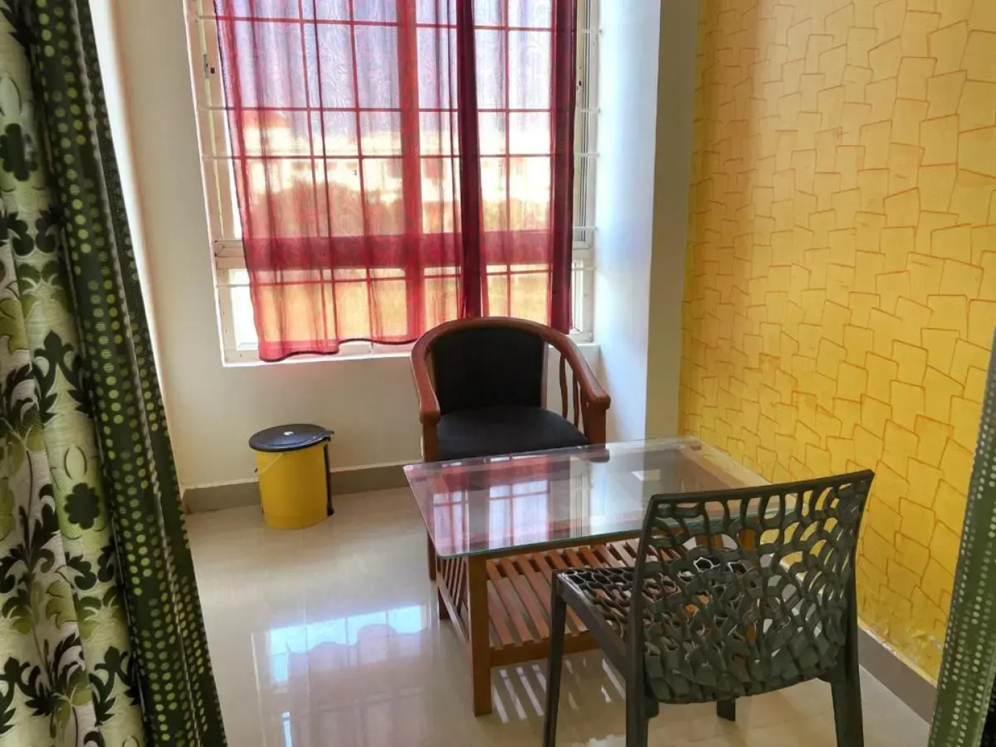 STAYMAKER Green Valley Residency