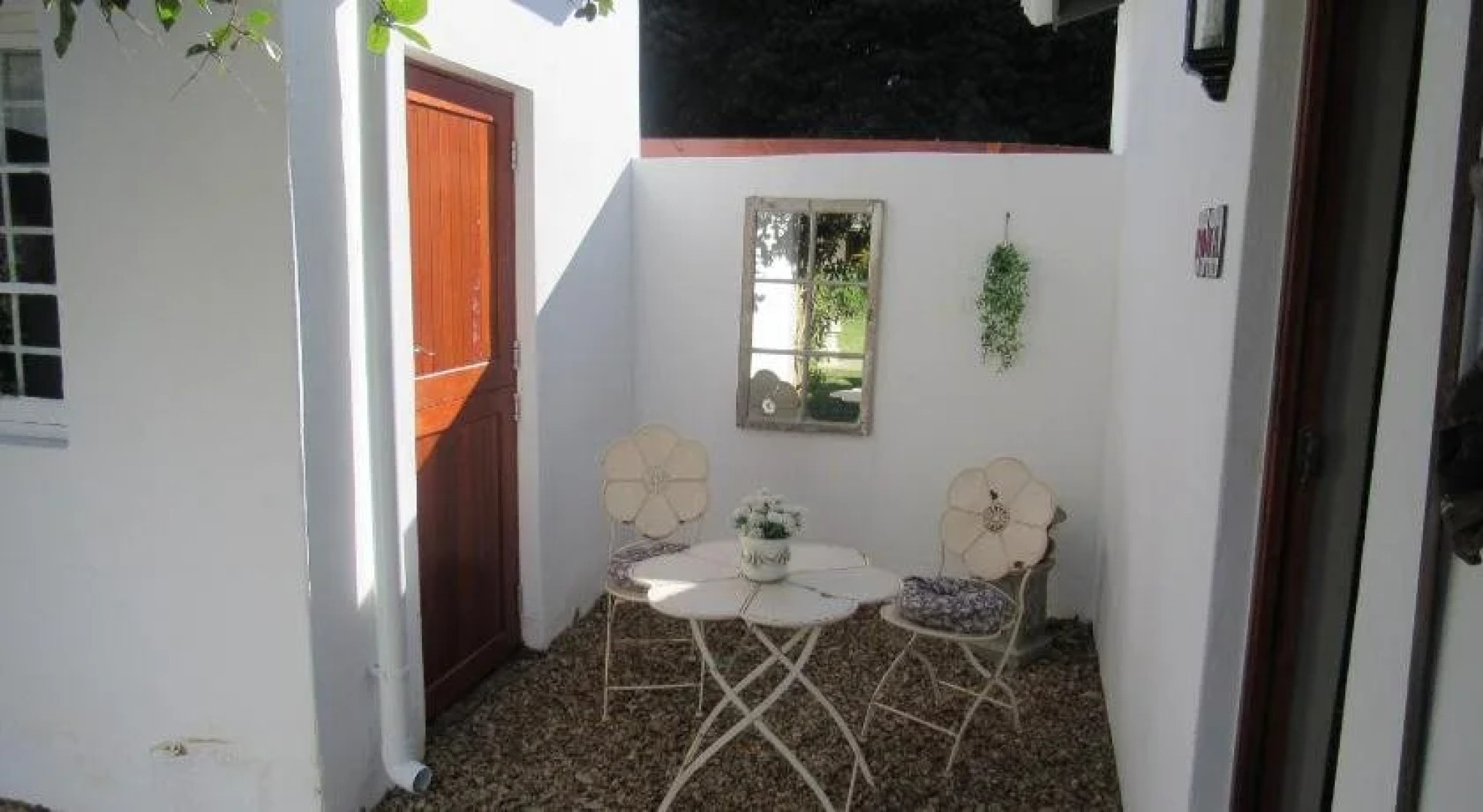 Happy Lands Self Catering B&B