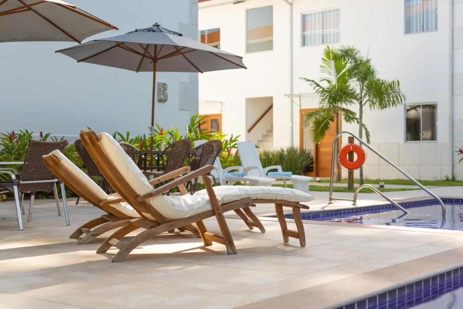 Pereque - Acu Aparts