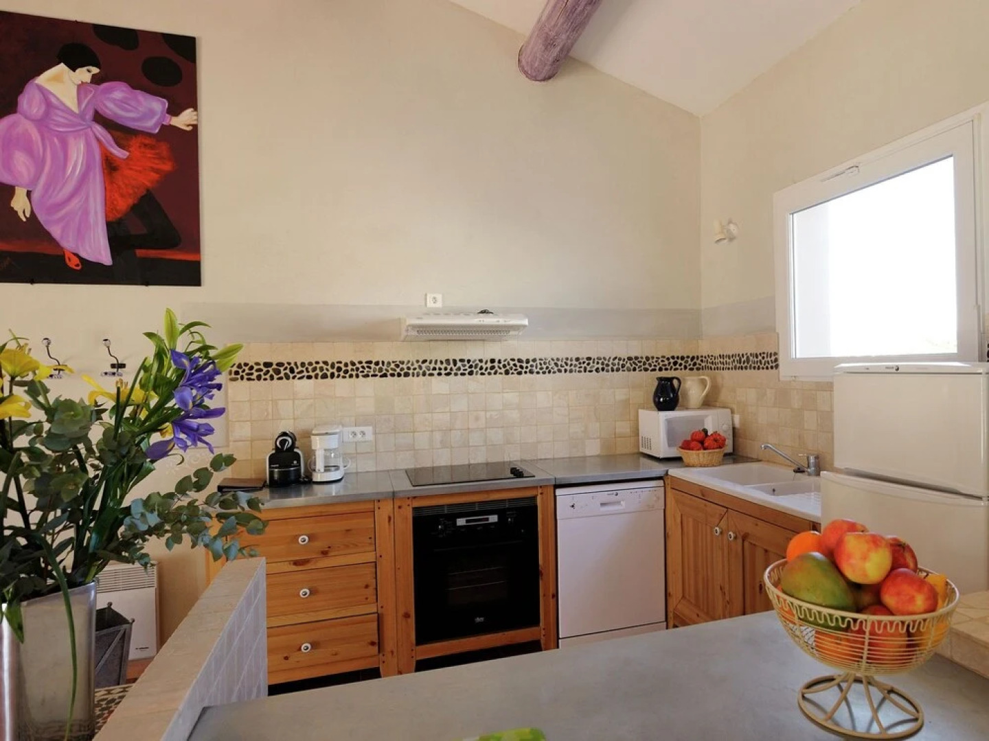 Tastefully Furnished Villa With Fenced Private Pool, 9 km From Vaison-la-romaine