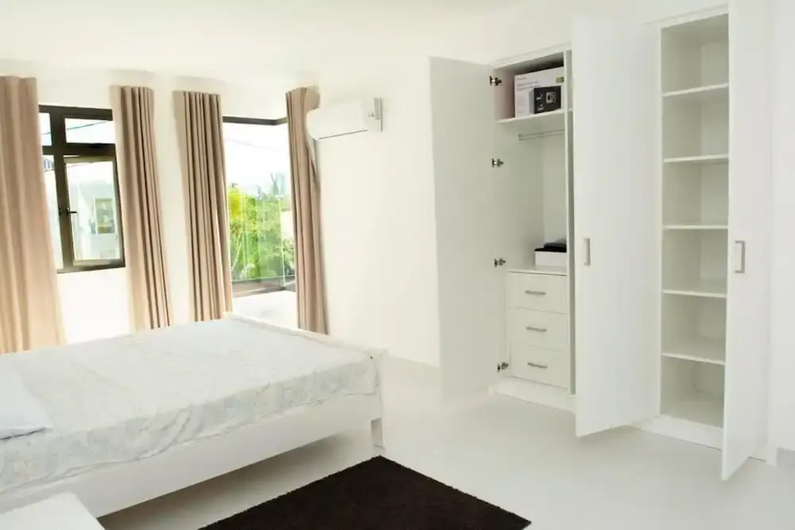 4 Bedroom Private Villa Villa La Tourelle