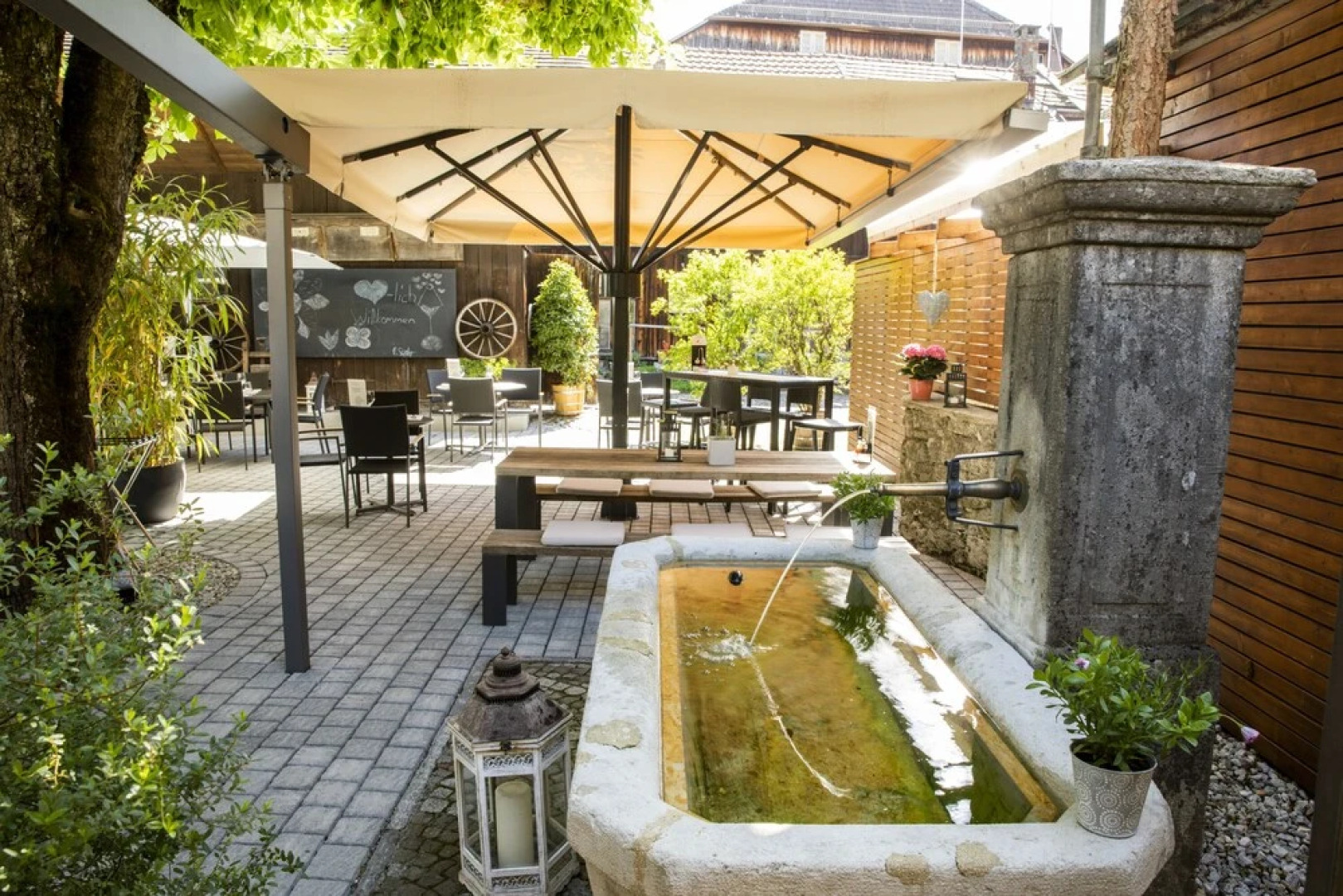 Ochsen Lodge by Ochsen Lenzburg