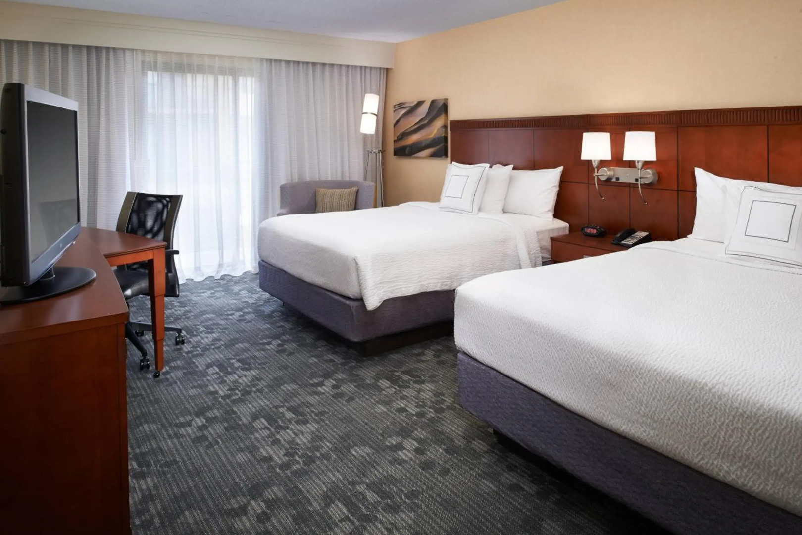 Courtyard by Marriott Detroit Warren