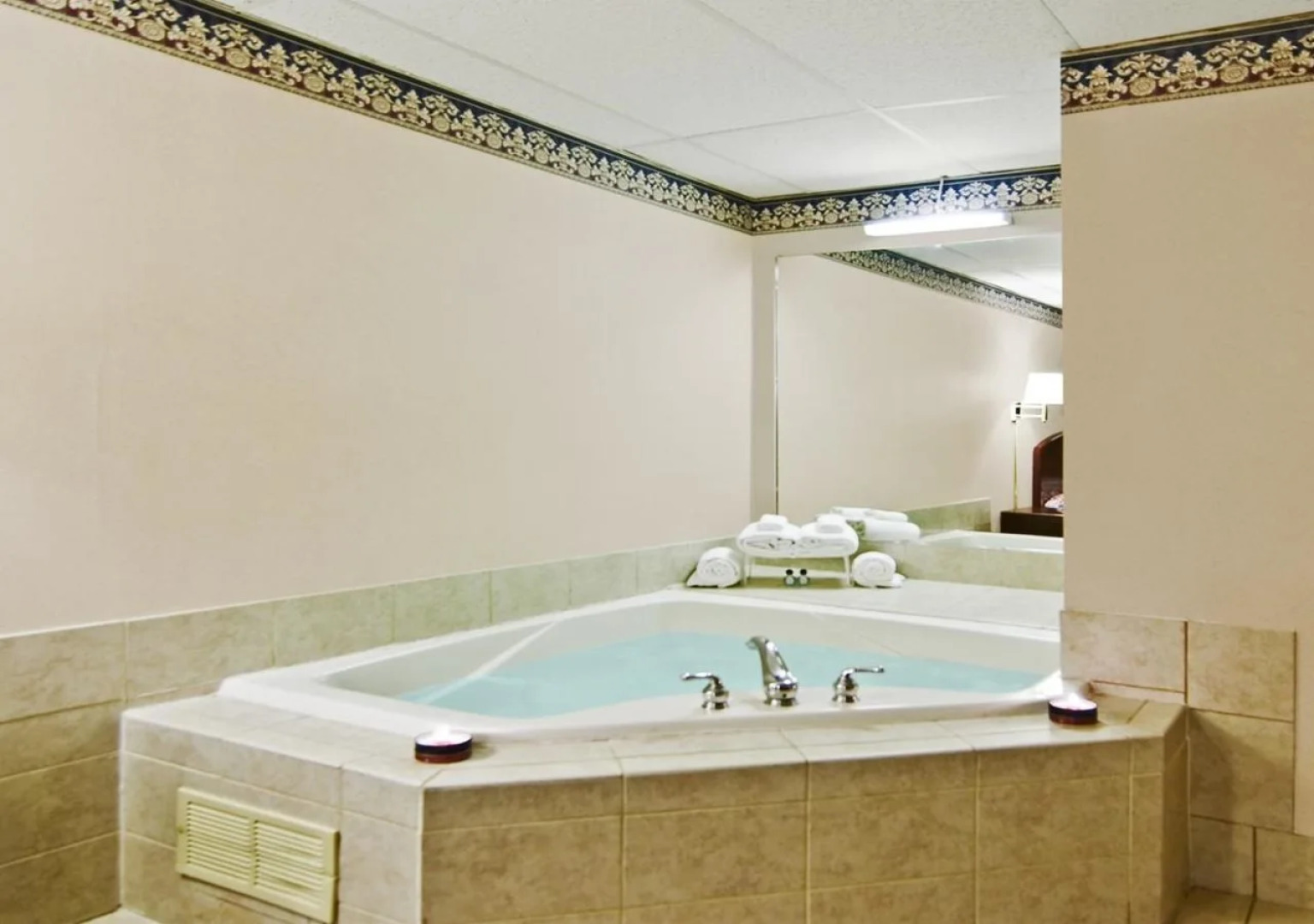 Americas Best Value Inn Neptune