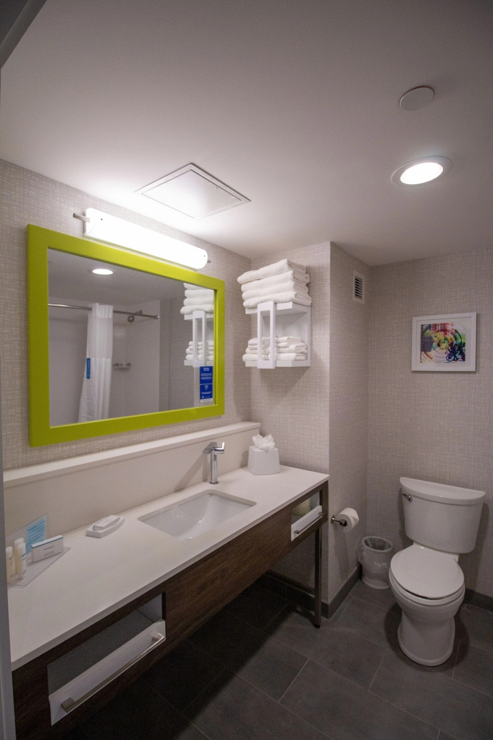 Hampton Inn & Suites North Attleboro