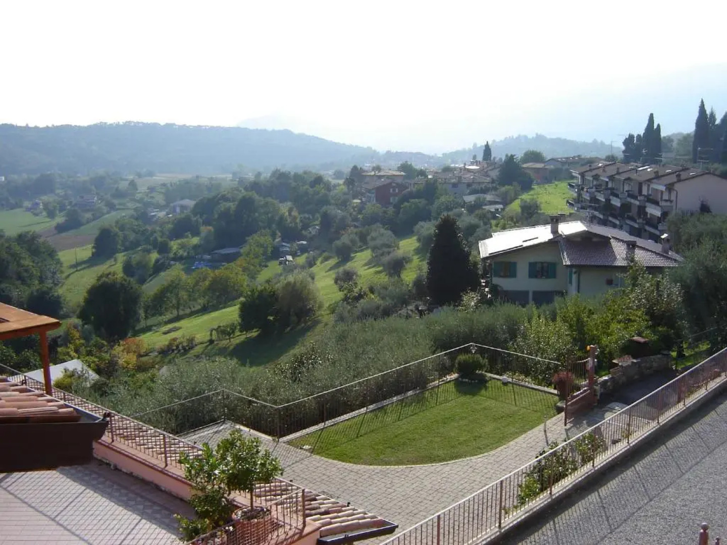 Casa Del Sole Appartamento N° 2 White And Gold Room