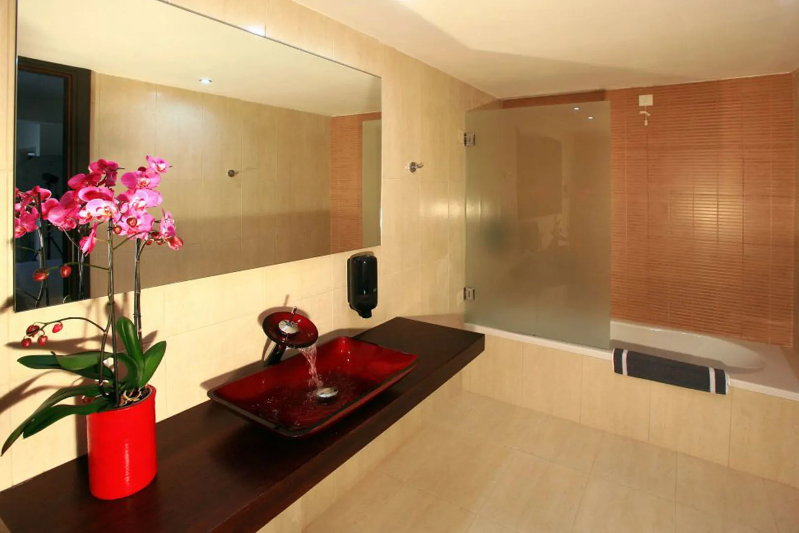 Eurohotel Katrin Suites-Adults Only