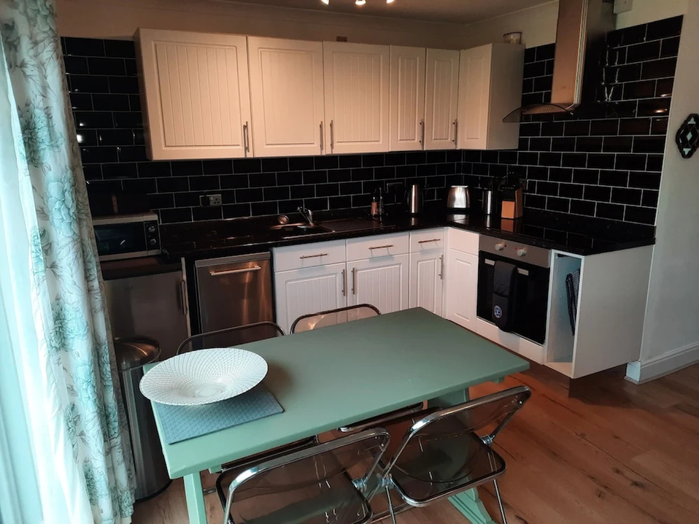 2 Bed Chalet, St Margaret's at Cliffe, South Coast