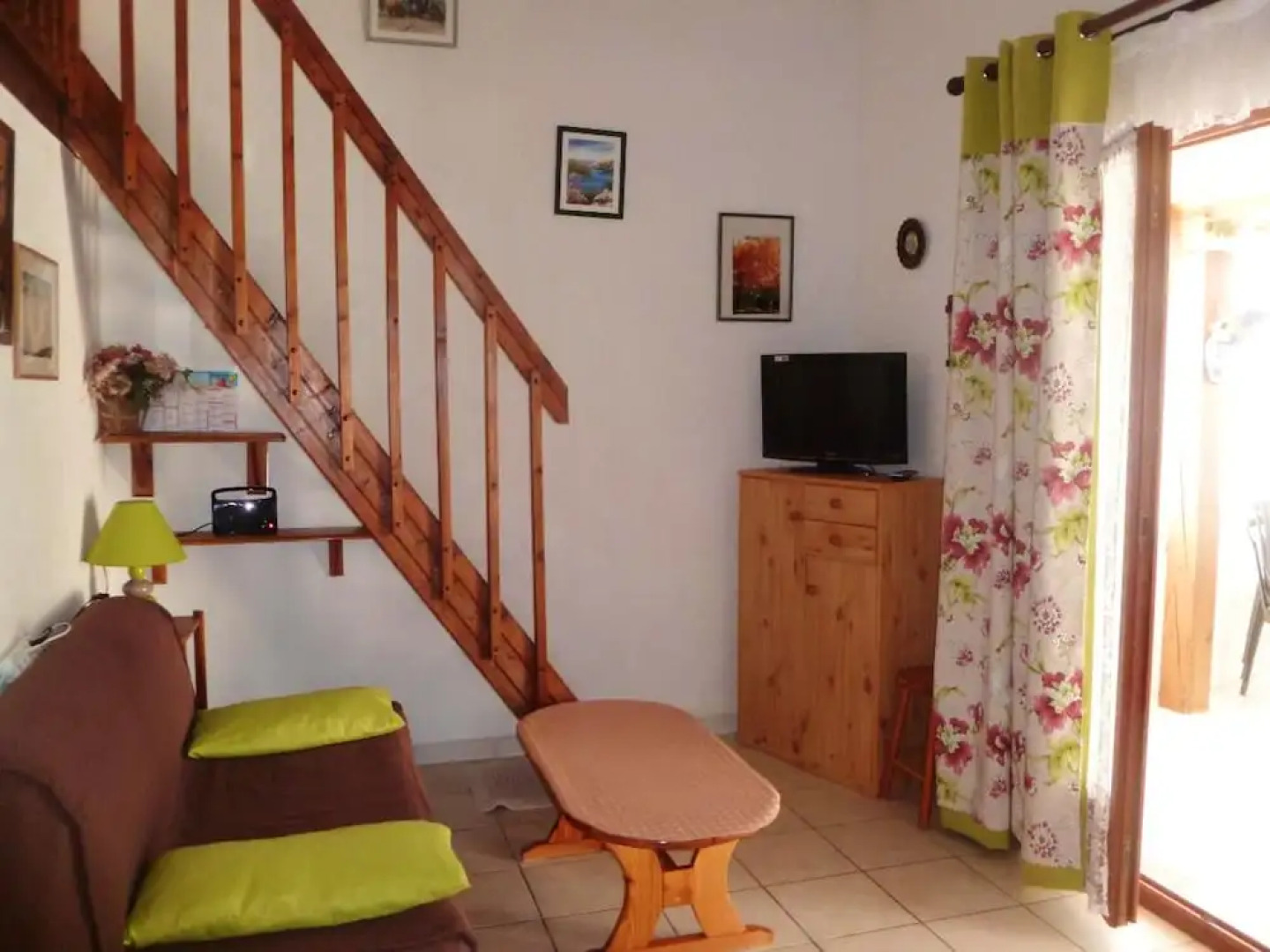 House With 2 Bedrooms in Gruissan, With Shared Pool and Enclosed Garden - 400 km From the Beach