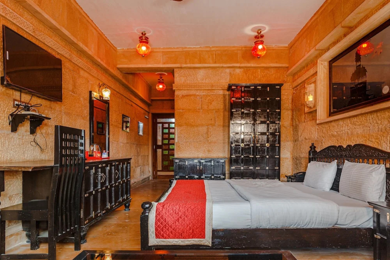 Vista Rooms at Patwa Haveli Road