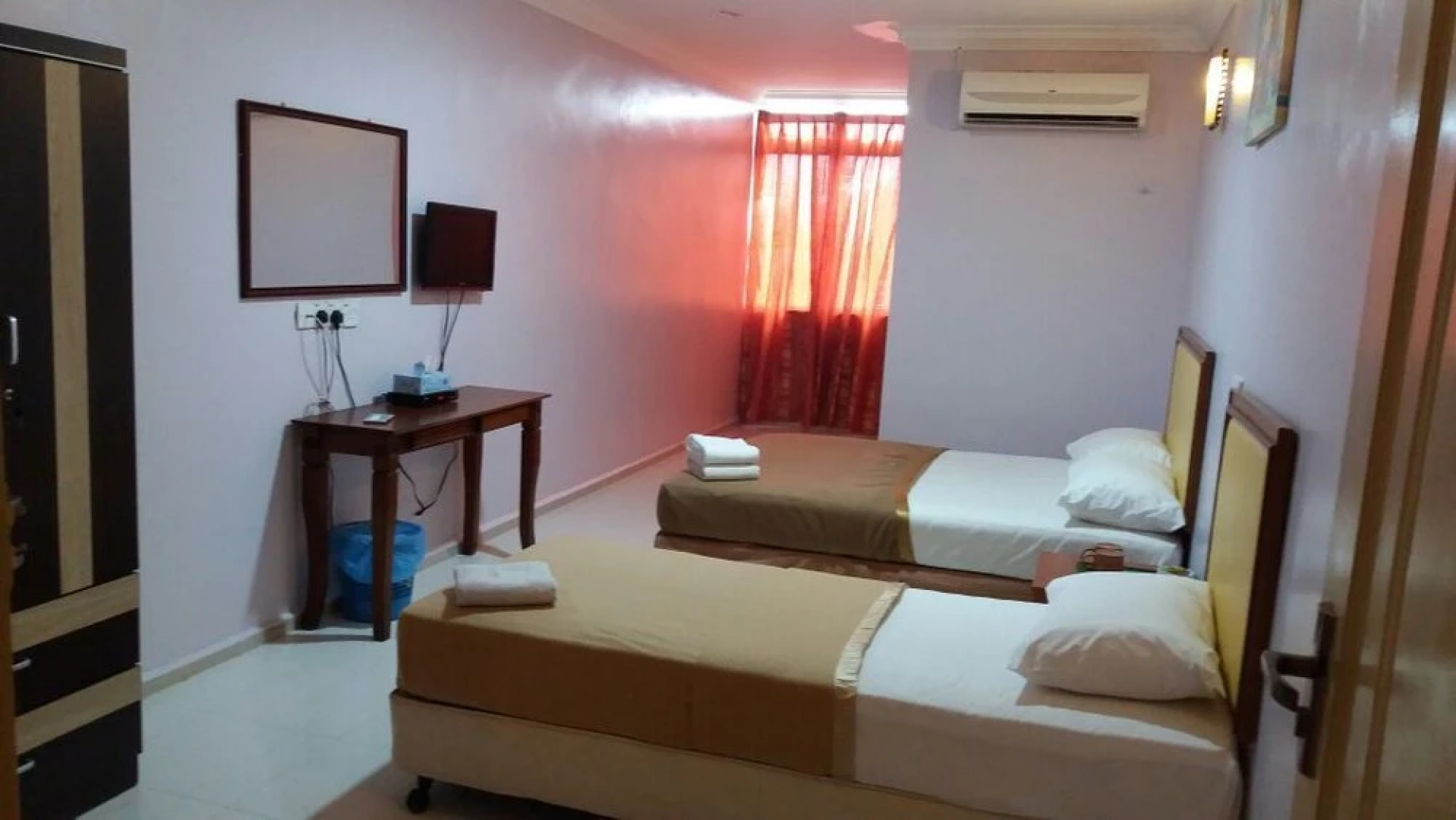 Saujana Hotel And Restaurant