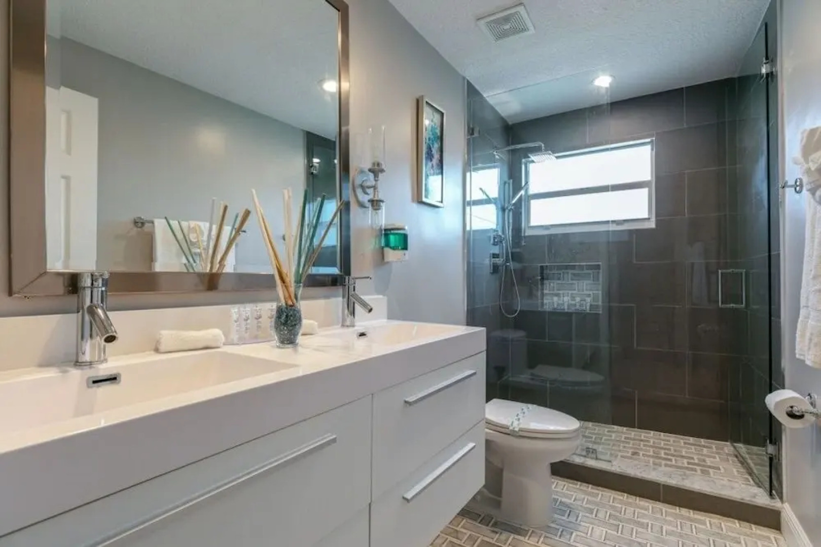 Plantation Acres Mansion 7 Bedroom Villa by Redawning