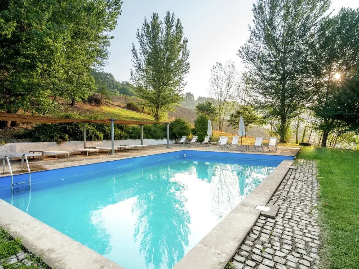 Villa in Sermugnano With Pool & Garden
