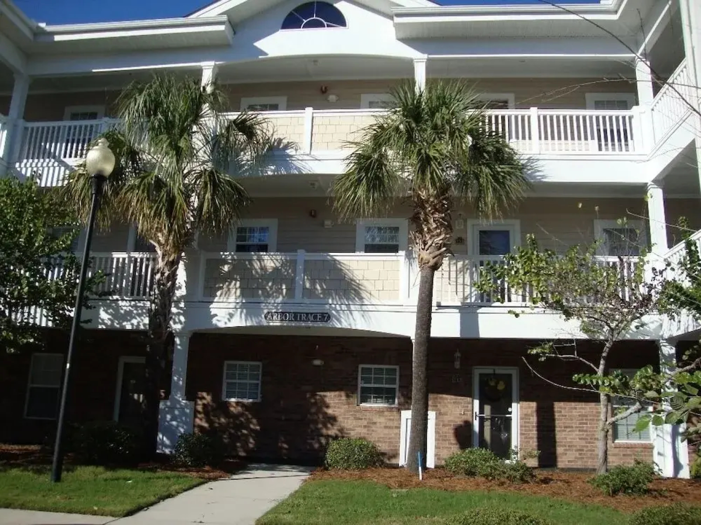 Arbor Trace Condo #723