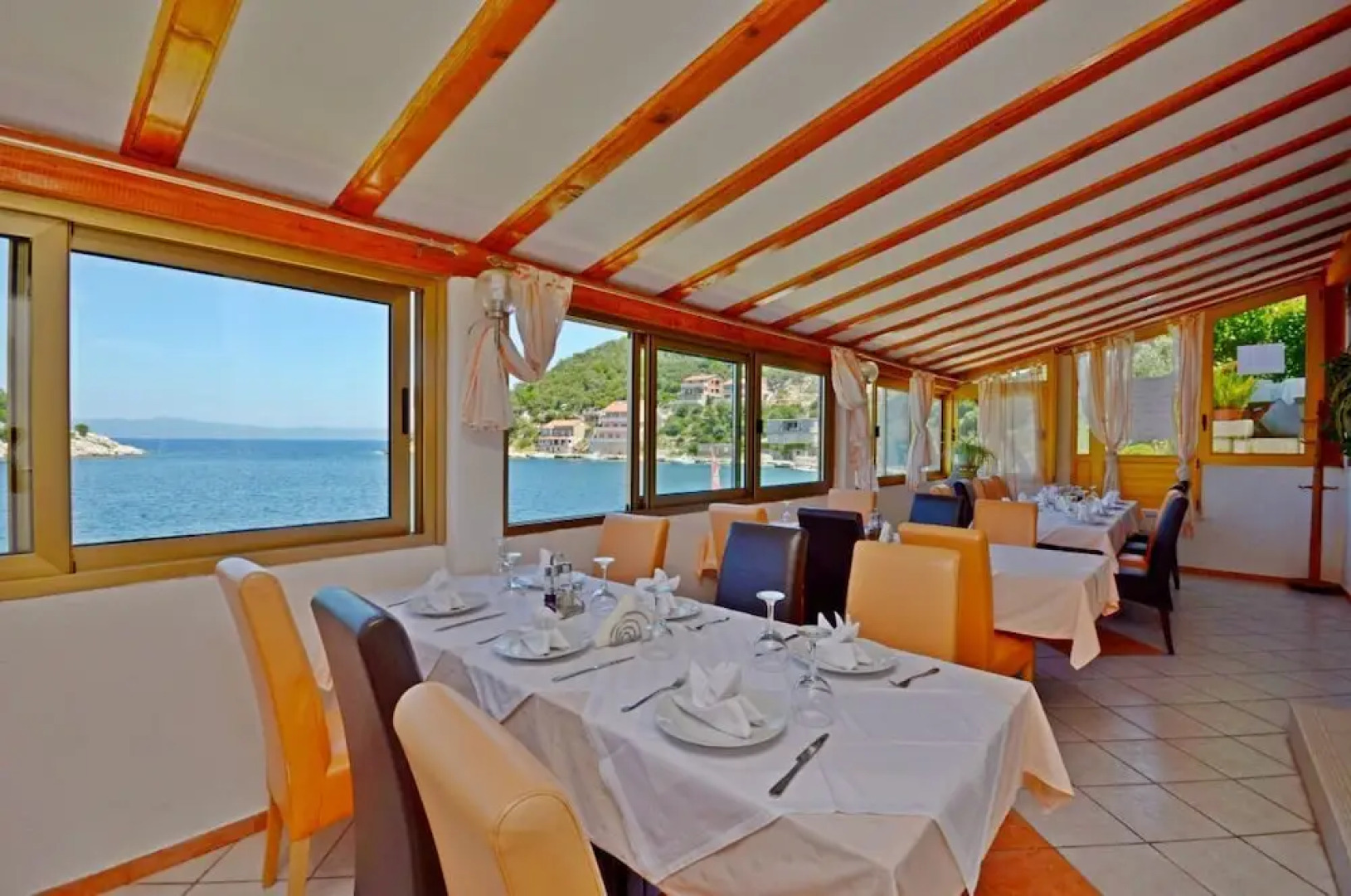 Apartments and Rooms Barbara