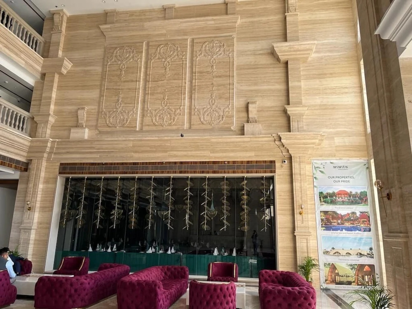 Classic Sapphire Ananta Bundi