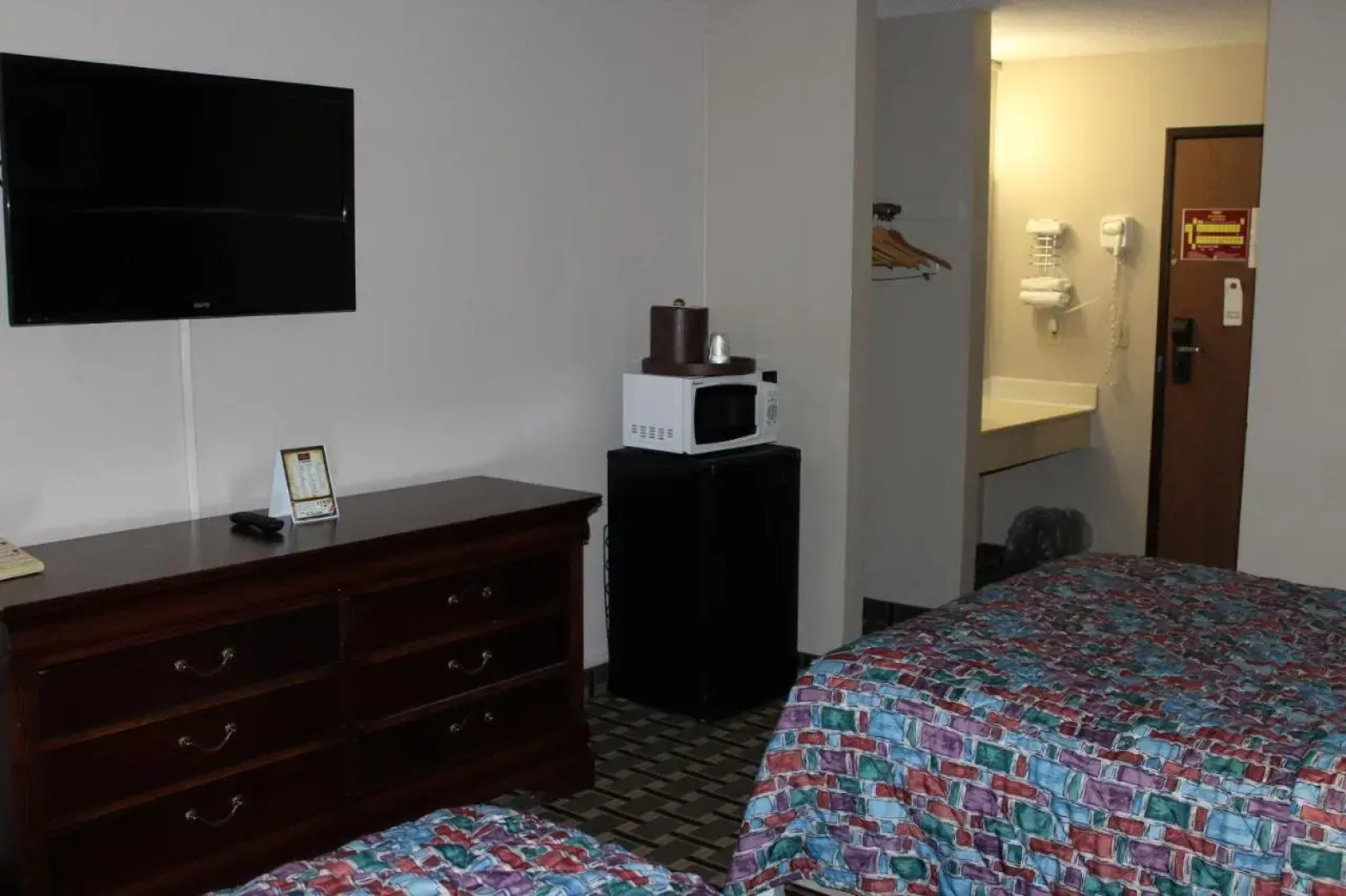 Select Inn Maple Grove