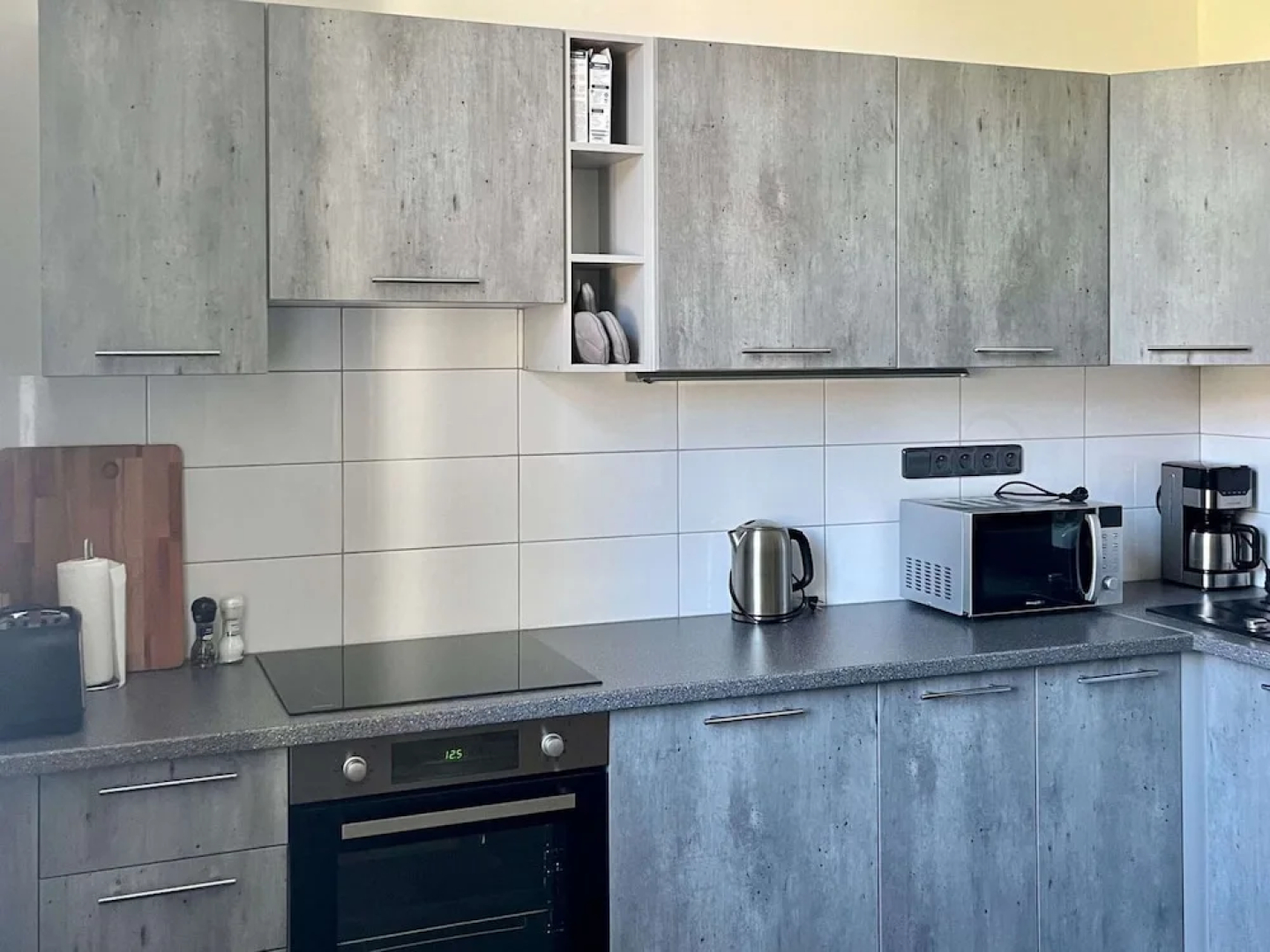 Spacious Holiday Home With Barbecue
