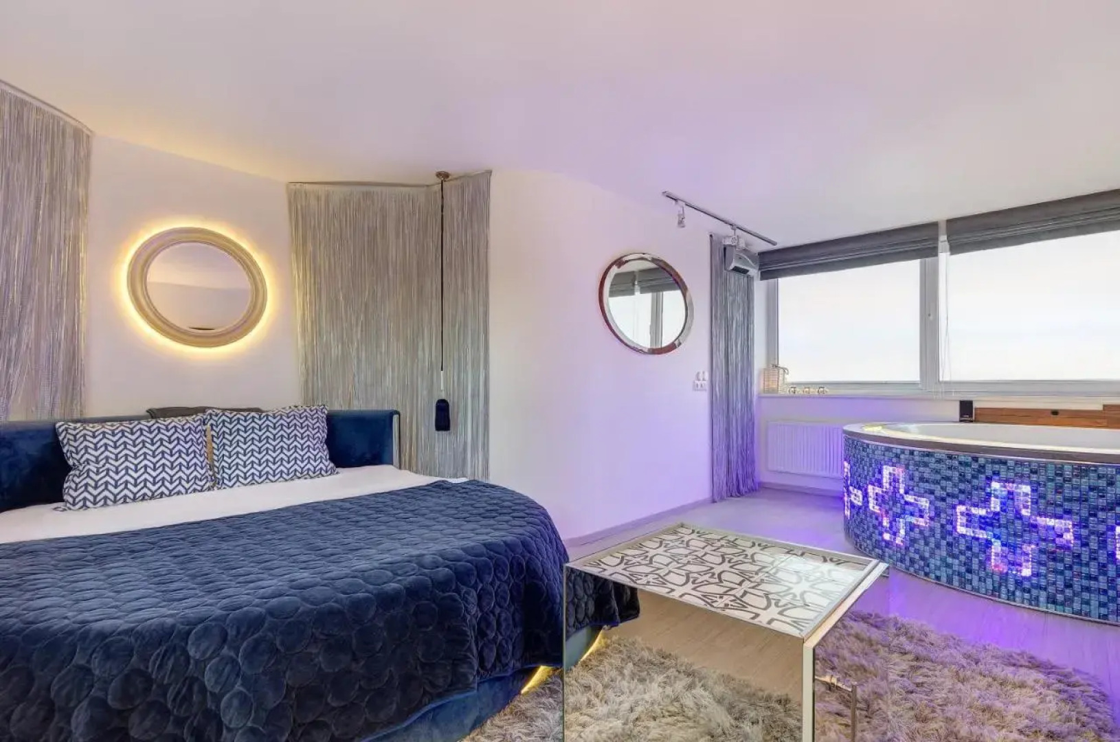 June street Spa apartments