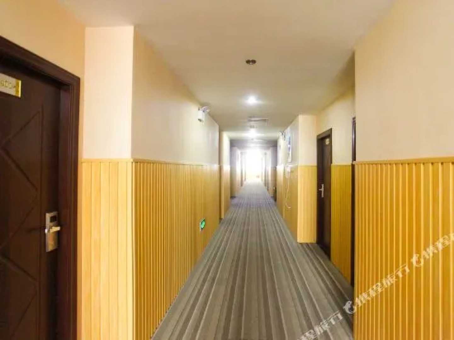 如皋正通商务快捷酒店