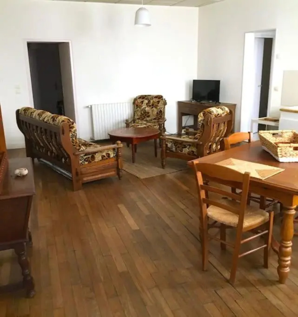 Grand T3 avec cour intérieure