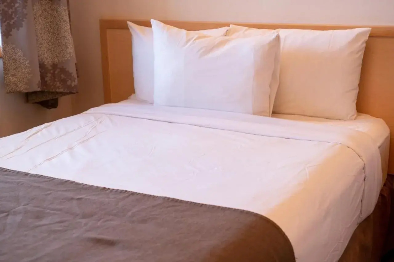 Rocky Mountain Ski Lodge