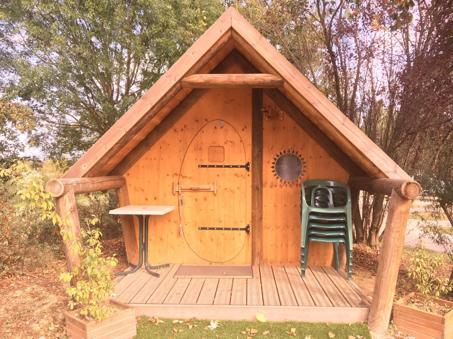 Camping de Tournus - Drole de cabane