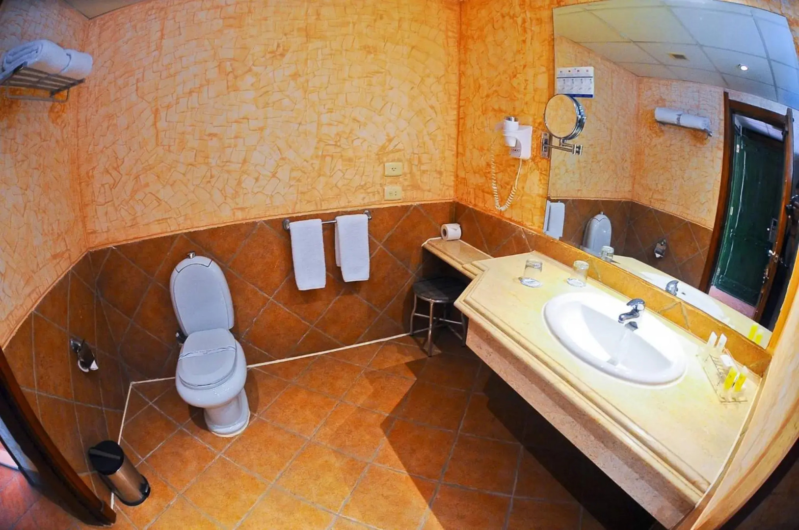 Charmillion Sea Life Resort