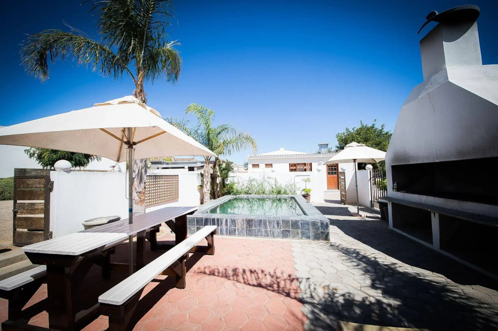 Kleinplasie Guesthouse