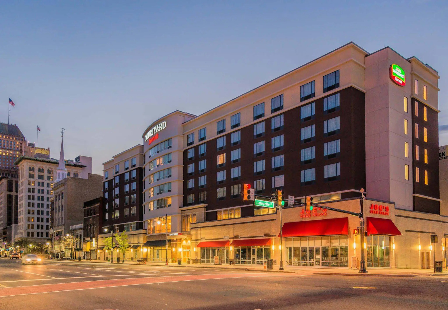 Courtyard by Marriott Newark Downtown