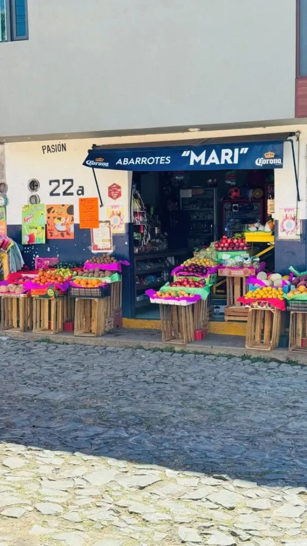 Modern 1 Bedroom Guesthouse - Free Bikes - Huge Patio - Gym - Pickleball Court