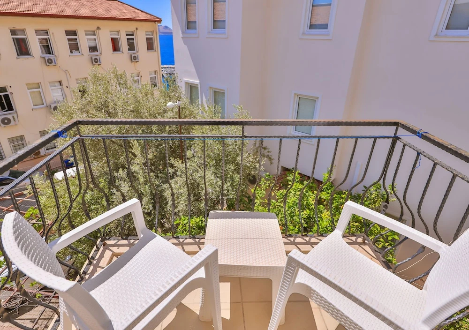 Mina Apart Hotel