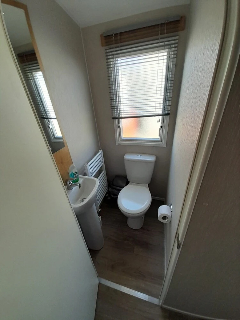 Lovely 3-bed new Caravan in Walton on the Naze