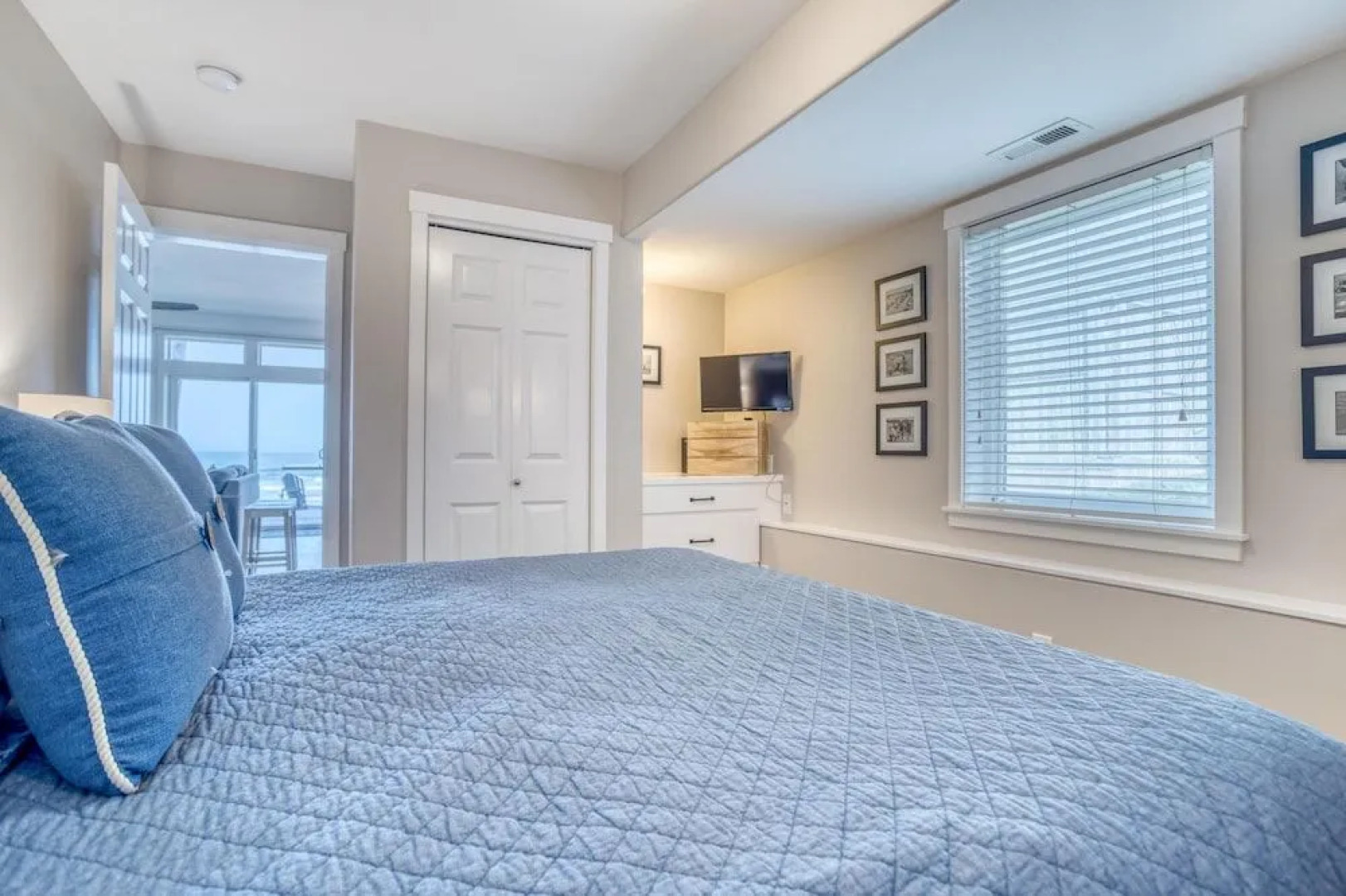 Sea Star Bella Beach