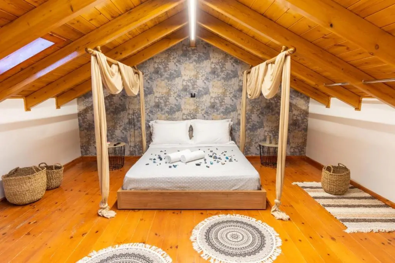 Eagle's Nest City Apartments