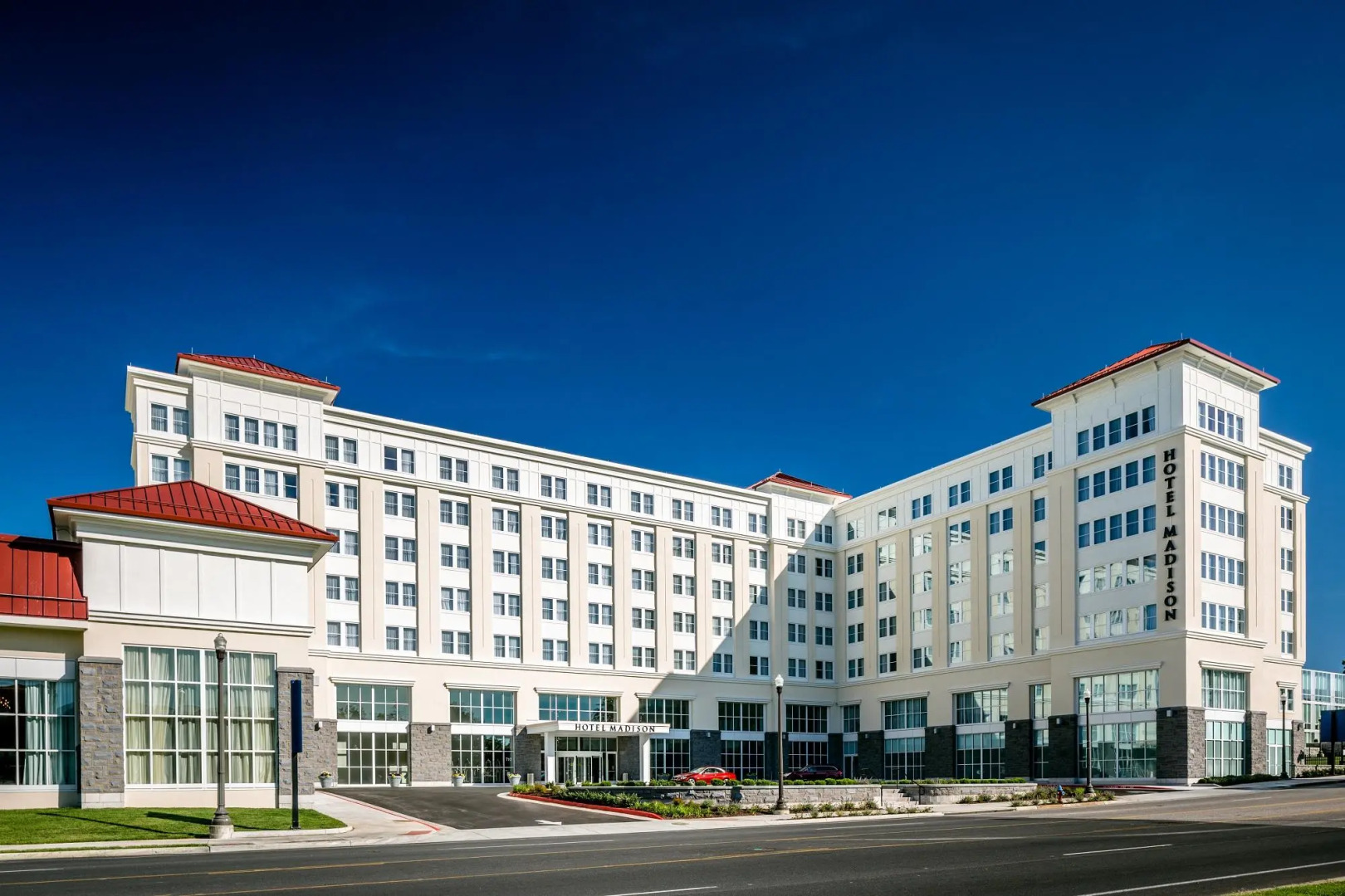 Hotel Madison & Shenandoah Conference Ctr