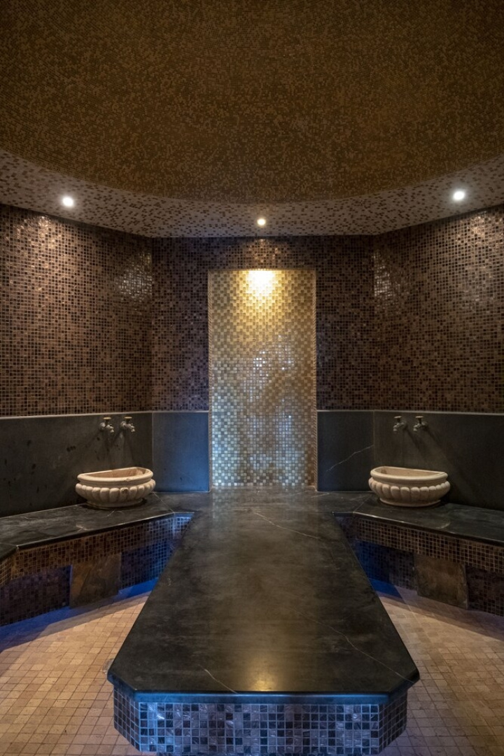 Red Rock Hotel