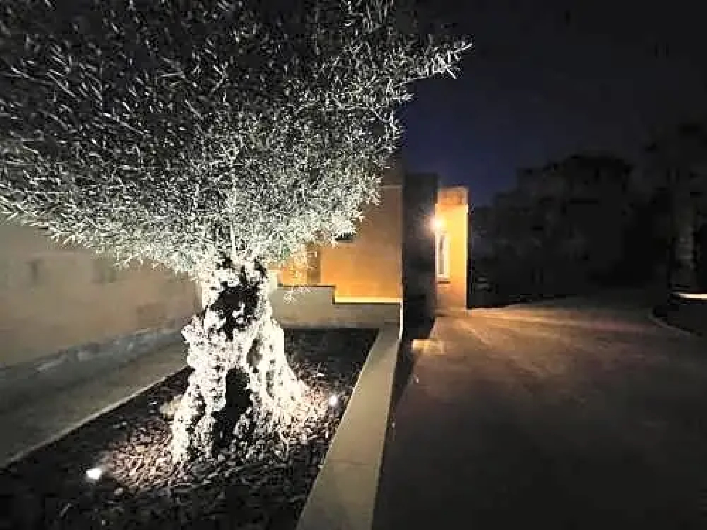 Detached Lodge with Private Pool Surrounded by Nature